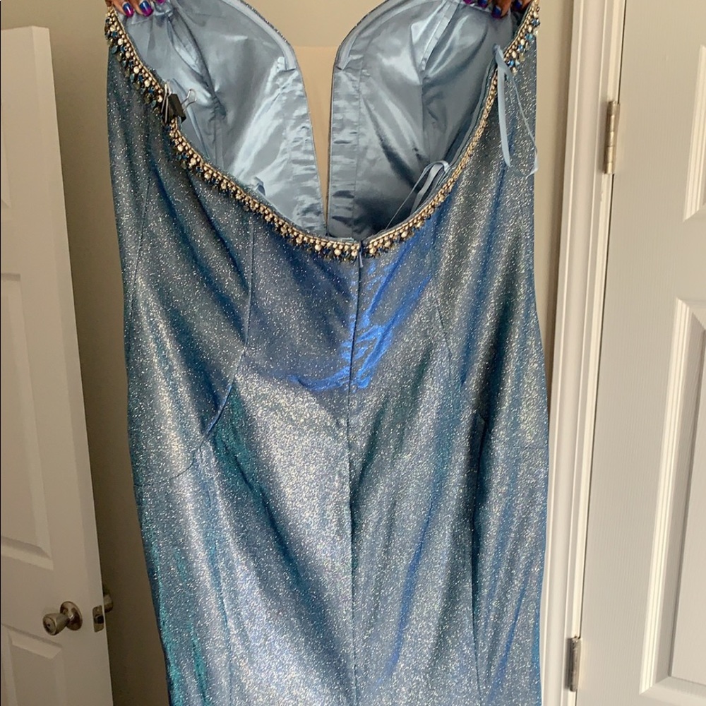 Prom Dress - Picture 2 of 4